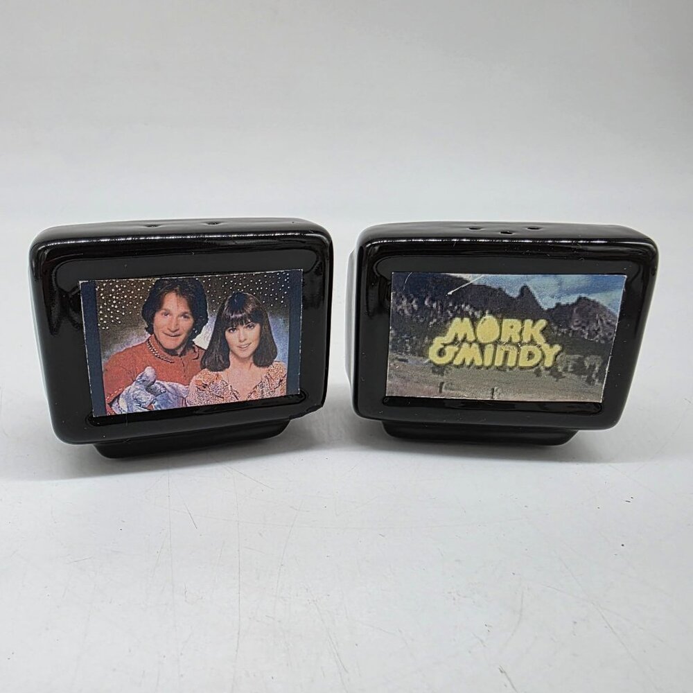 Vintage Mork & Mindy TV Shaped Salt & Pepper Shakers Ceramic Black